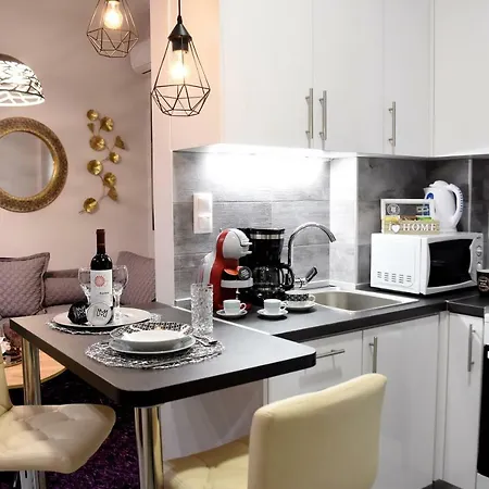 Kosmima Deluxe Apt. Apartament *